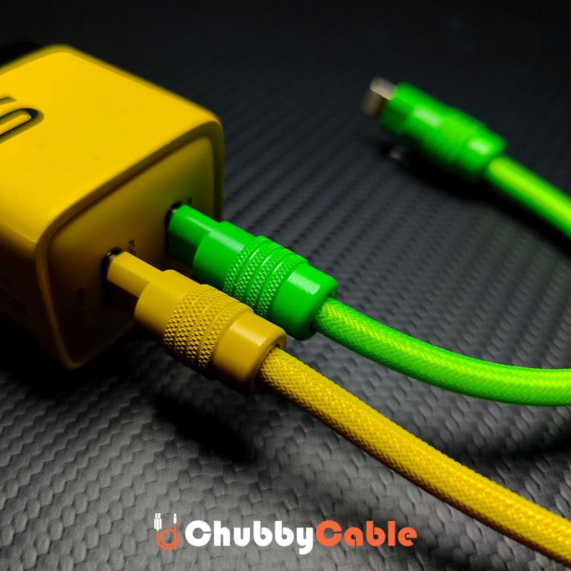 "Monochrome Chubby" Power Bank Friendly Cable - Image 3