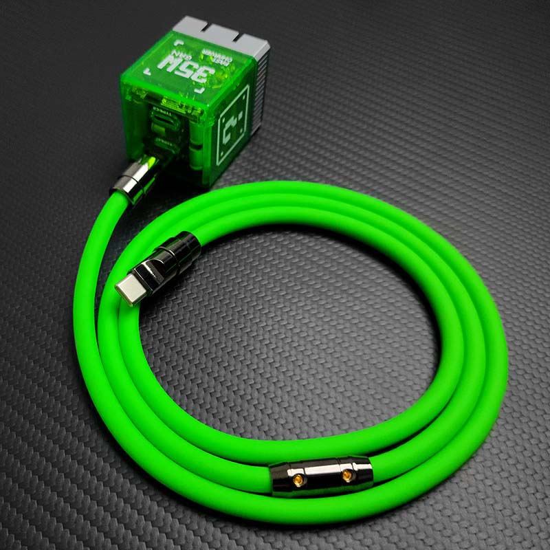 “Obsidian Edition“ 240W Glossy Multi-Color Fast Charging Cable - Image 2